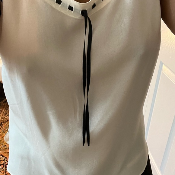Escada cami. Size 42 (size 10 equiv) - Picture 2 of 7
